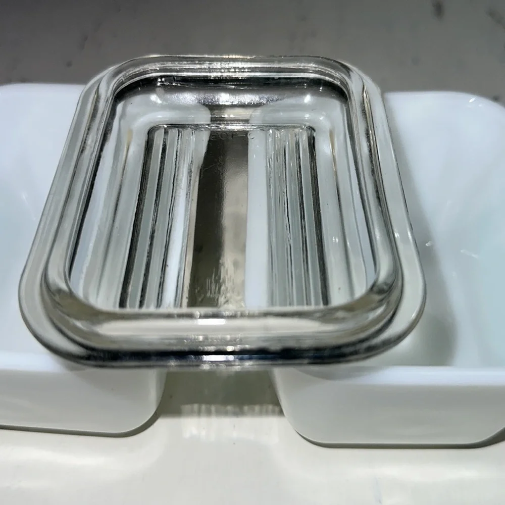 Vintage Pyrex 501 Amish Butterprint Rooster Fridge Set of 2 Pieces 1 Lid - Picture 13 of 13